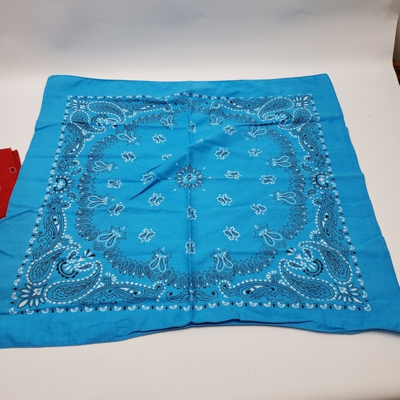 Vibrant Bandana Broken Jewelry Craft Bundle - Picture 13 of 16